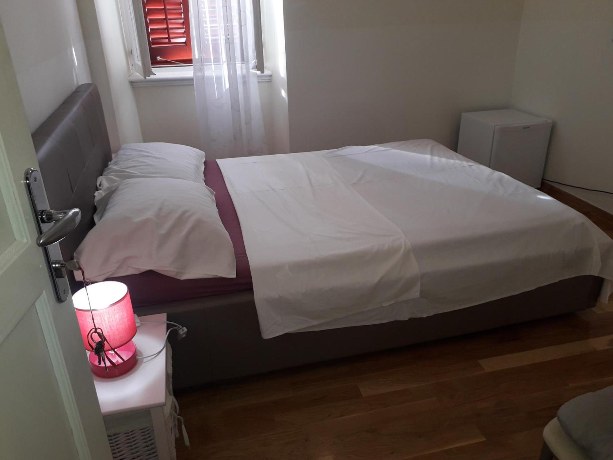 Apartamento Studio On Main Pedestrian Street Pula Exterior foto