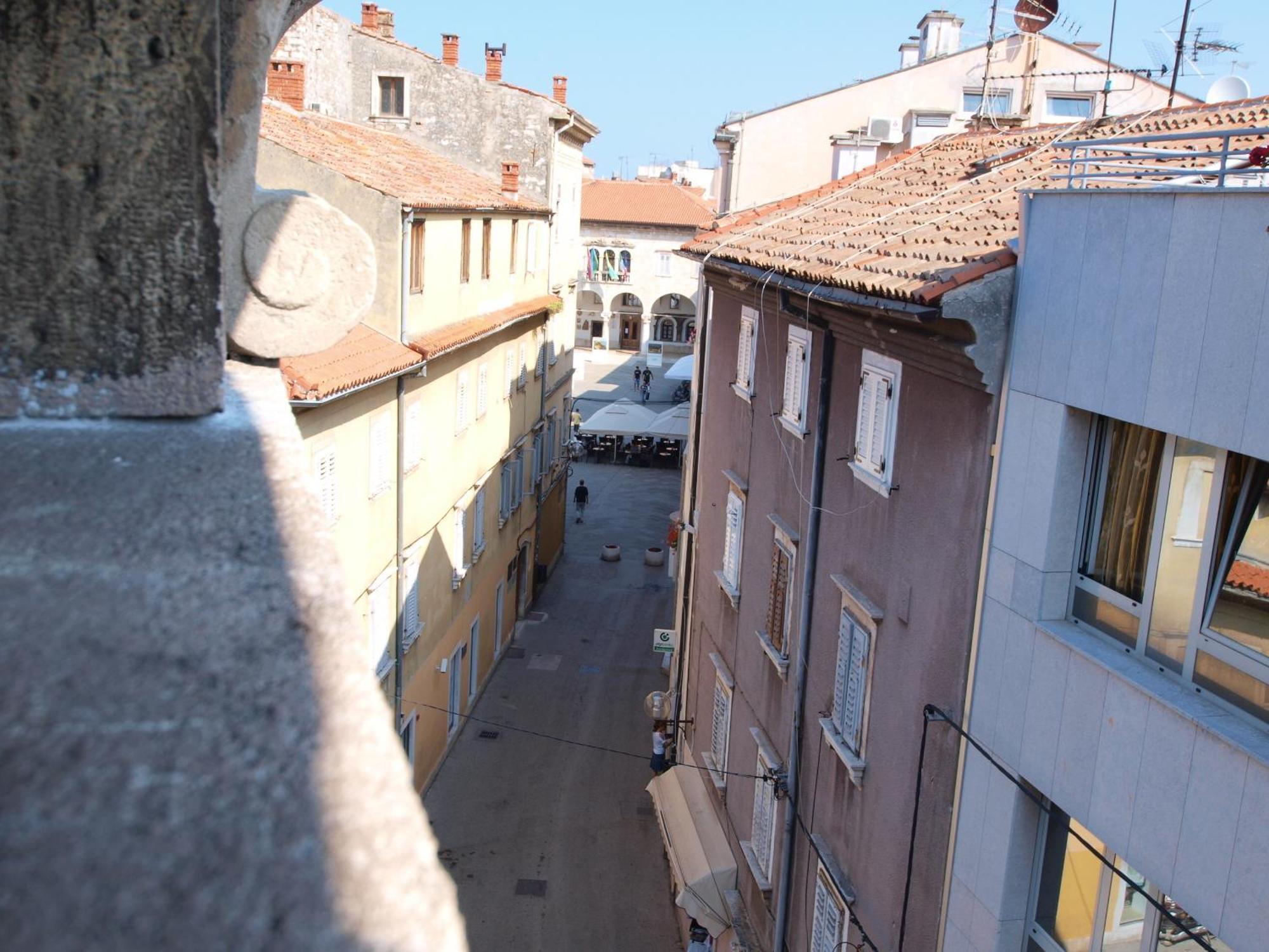 Apartamento Studio On Main Pedestrian Street Pula Habitación foto