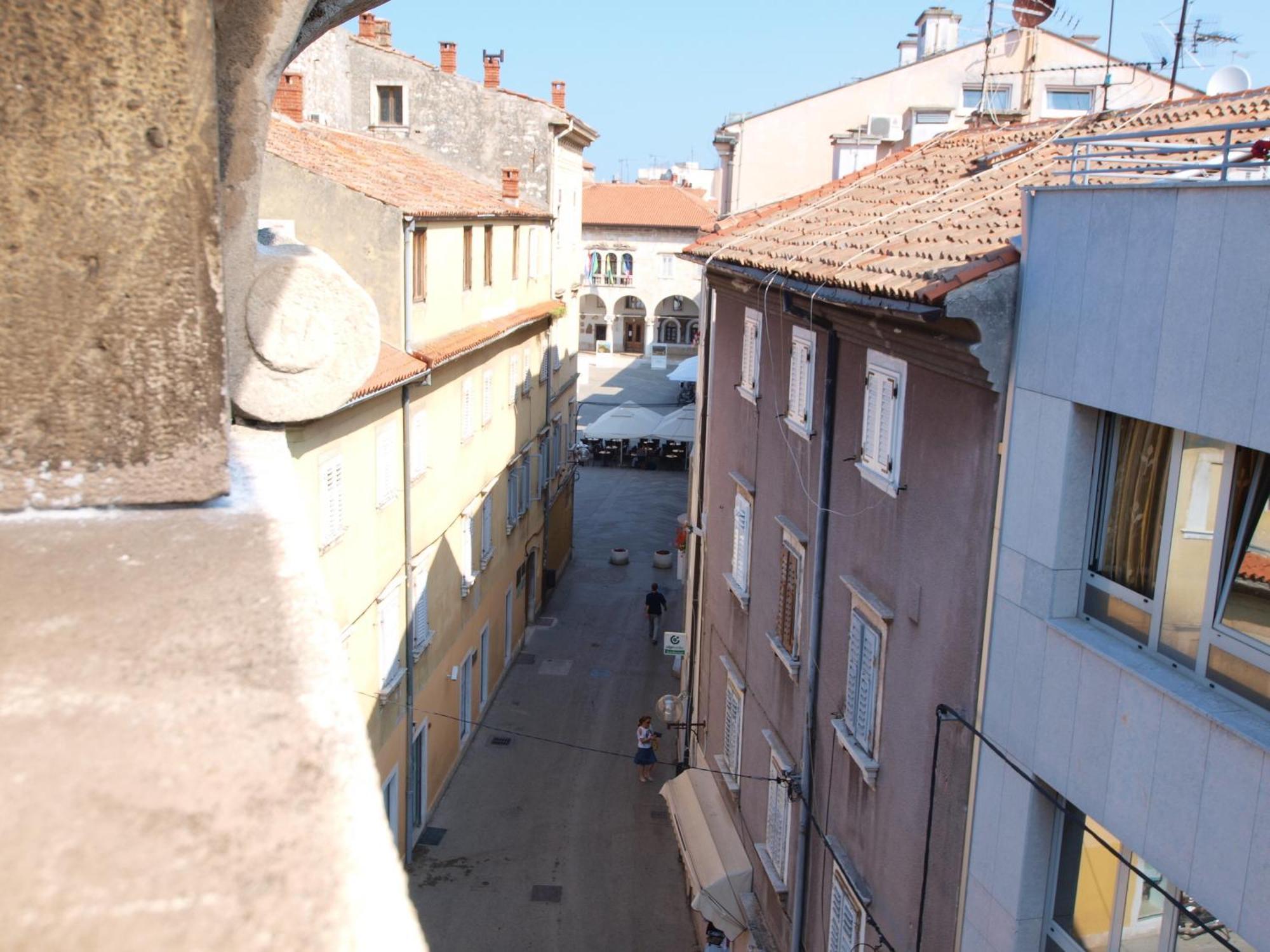 Apartamento Studio On Main Pedestrian Street Pula Habitación foto