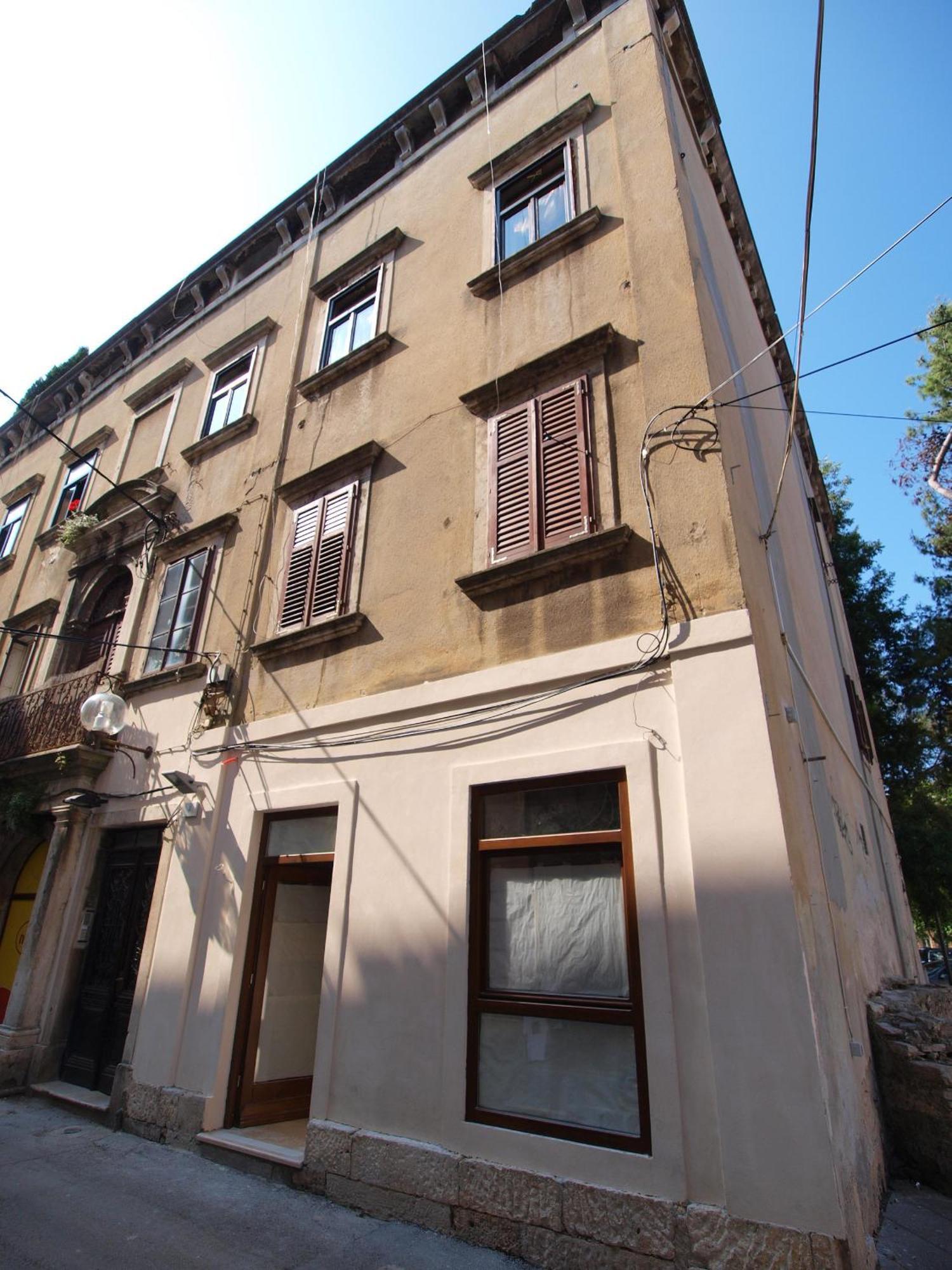 Apartamento Studio On Main Pedestrian Street Pula Habitación foto